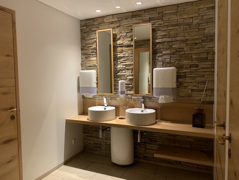 A_Vorarlberg_Bregenz_Gebhardsberg_Burgrestaurant_Toilette A_Vorarlberg_Bregenz_Gebhardsberg_Burgrestaurant_Toilette